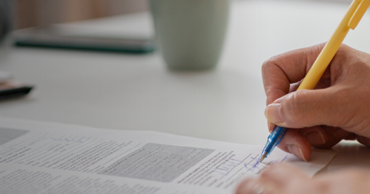 Contract & Negotiation Specialist